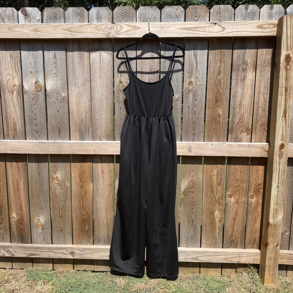 Black Wide Leg Jumpsuit Adjustable Spaghetti Straps Elastic Waist Medium